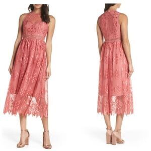 FOXIEDOX Sleeveless Lace dress in Red